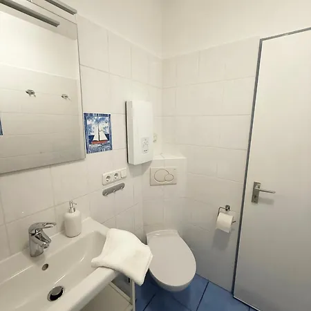 Backbord Apartment *